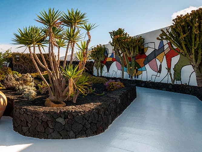 Fundación César Manrique: Simbiosis de naturaleza y arte